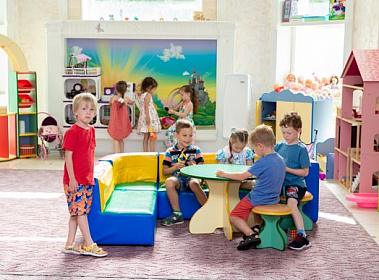 Франшиза Riga Kids - билингвальный детский клуб с носителем языка